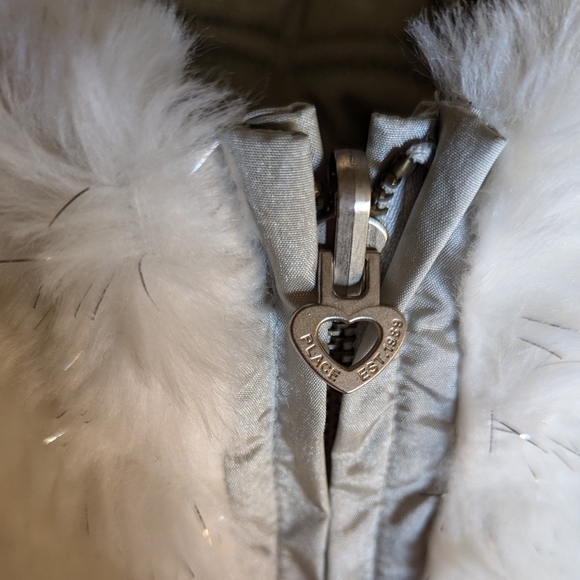 🎉HP🎉  Children's Place REVERSIBLE Puffer Vest Sparkly Faux Fur/Grey 18Months - Picture 4 of 7